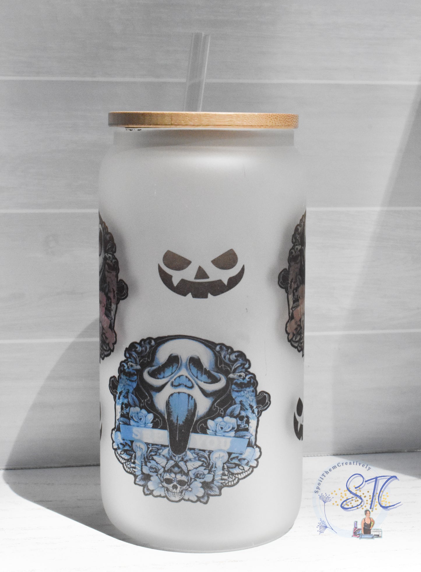 Halloween #003 Beer Glass Cup with Bamboo Lid and Straw (18oz)