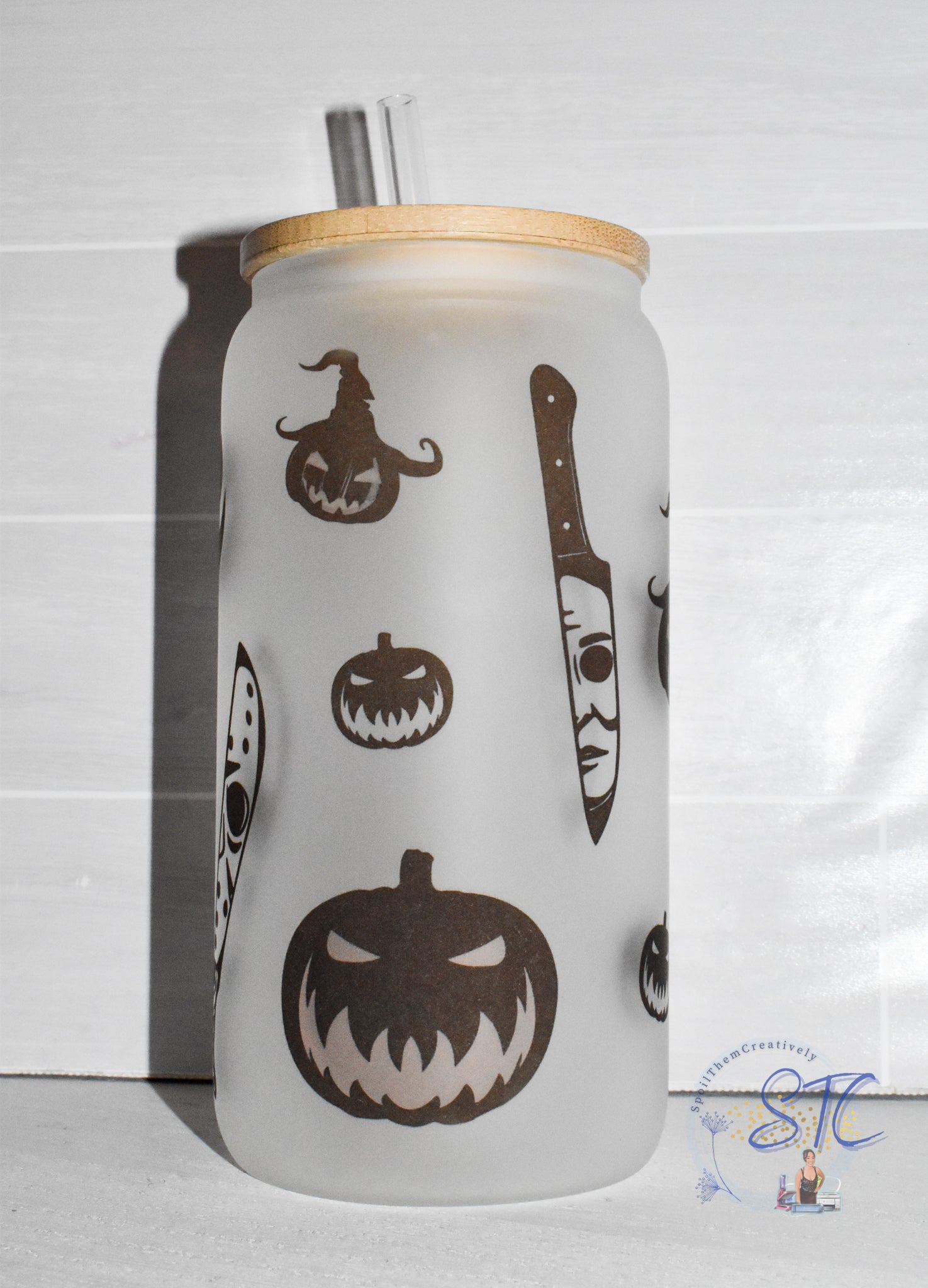 Halloween #003 Beer Glass Cup with Bamboo Lid and Straw (18oz