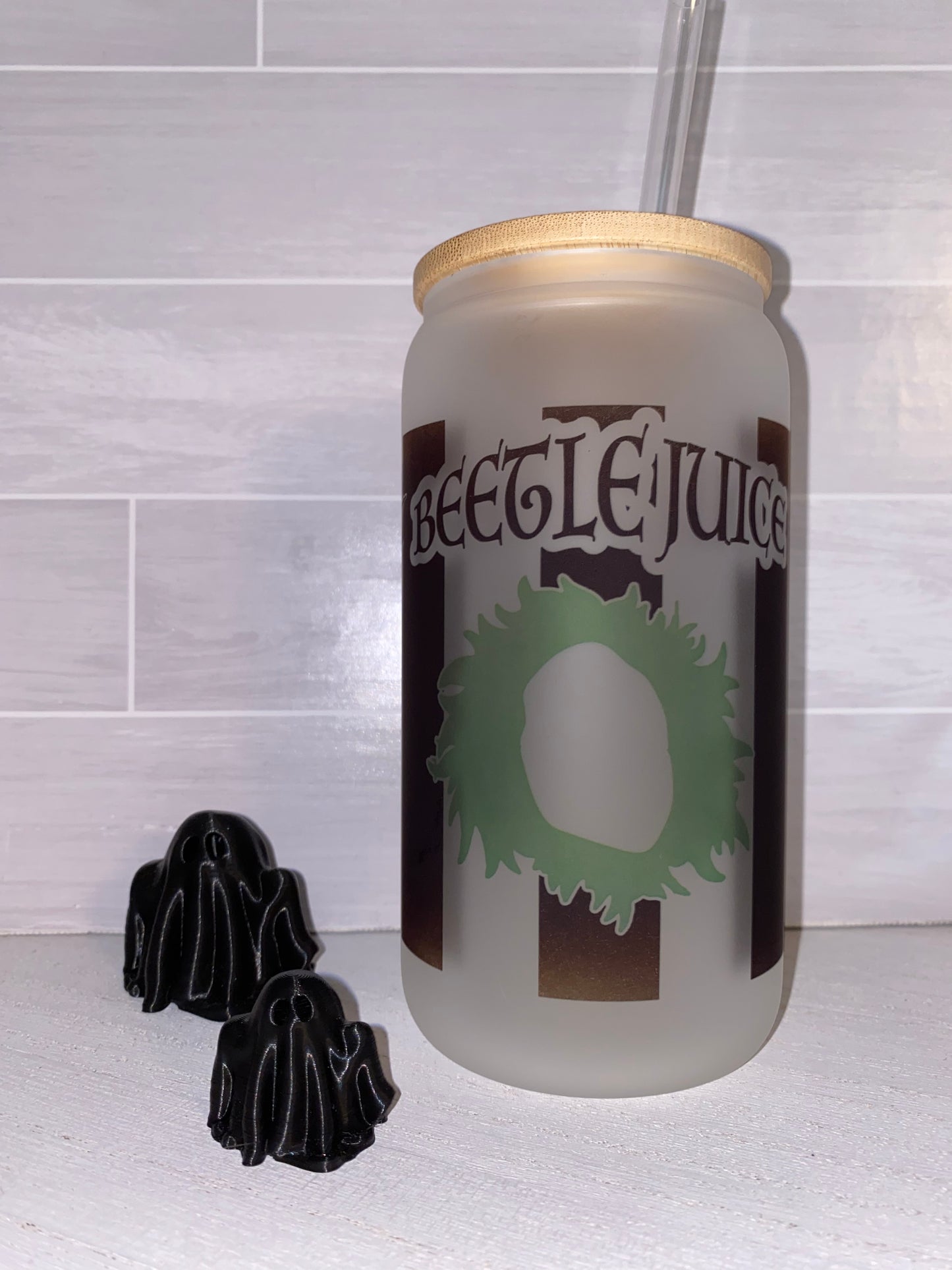 Halloween #001 Beer Glass Cup with Bamboo Lid and Straw (18oz)